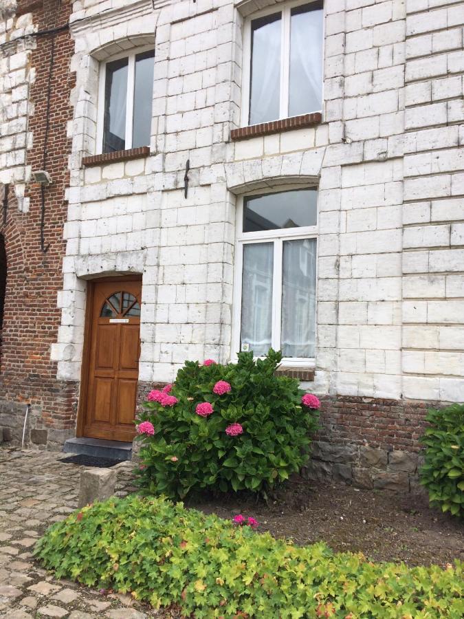 Le Chateau De Penin Exterior photo